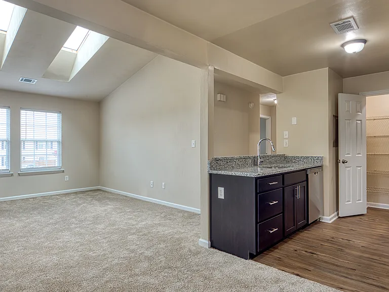 Summer Station Apartments Where Comfort Meets Coastal Living — Photo 182
