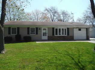 761-1 Fremont Rd, Valparaiso, IN 46385