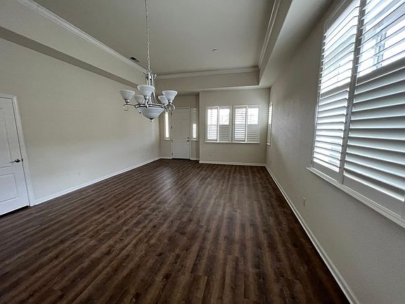 2nd image of 433 Renpoint Ct