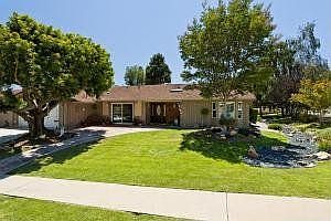 1st image of 1076 Mesa Dr