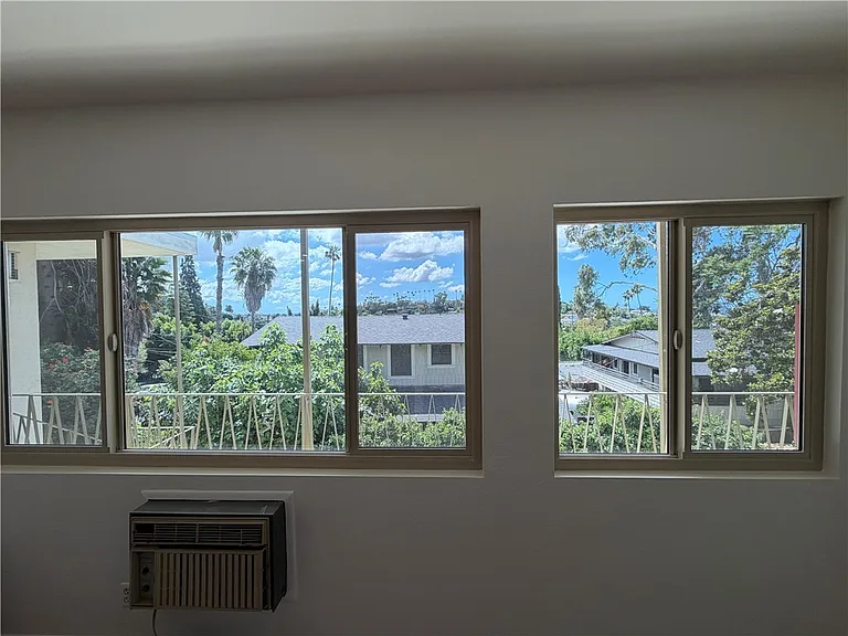 1651 Golden Gate Ave #6 — Photo 4