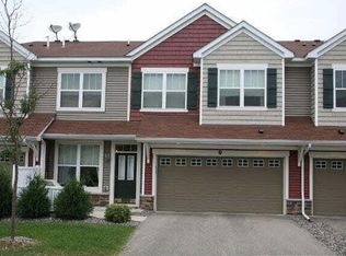 9520 Washington Blvd, Chanhassen, MN 55317