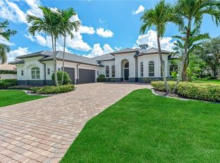 5688 Hammock Isles Dr, Naples, FL 34119