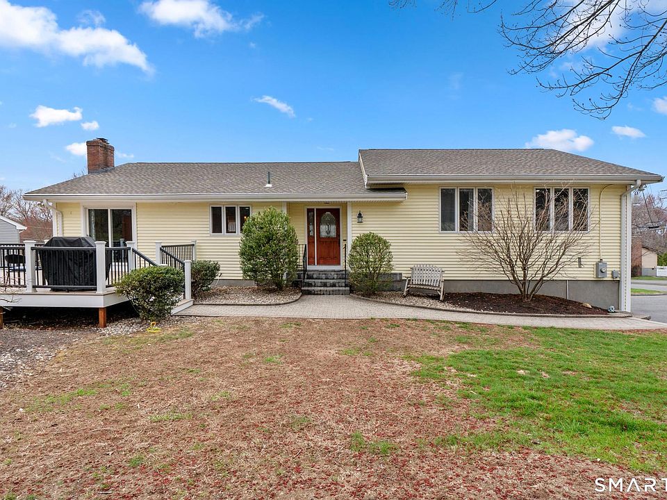 1st image of 36 Bouldercrest Lane