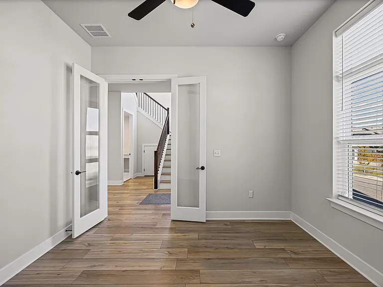 5806 Rangeland Rd — Photo 11