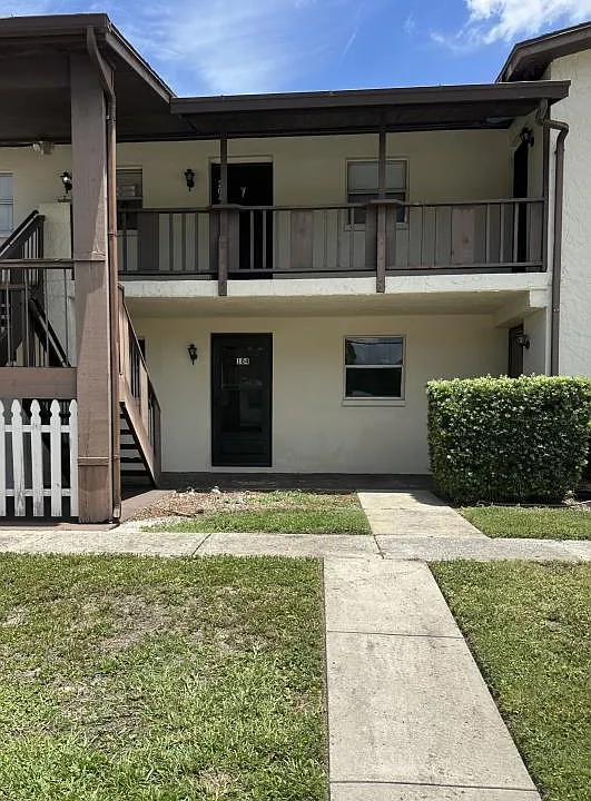 5521 Bay Blvd #104