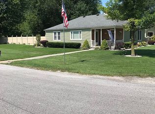 370 River Rd, Bay City, MI 48706