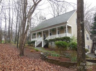 2848 Lakeview Cir, Matthews, NC 28105