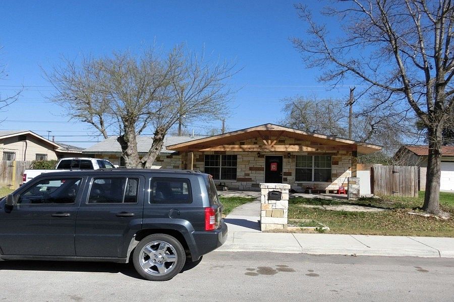 1st image of 8418 Republic Dr