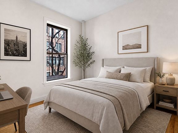 4th image of 302 E 12th St APT 4