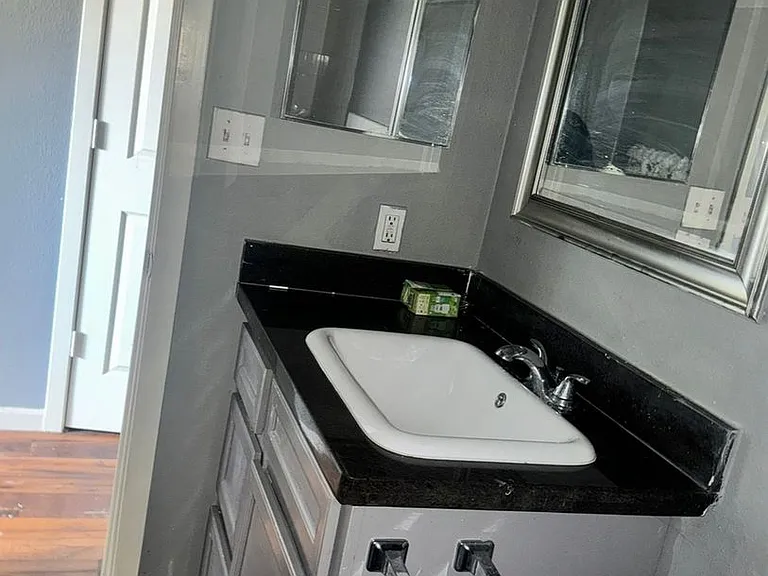 526 Wilkes St #5 — Photo 11