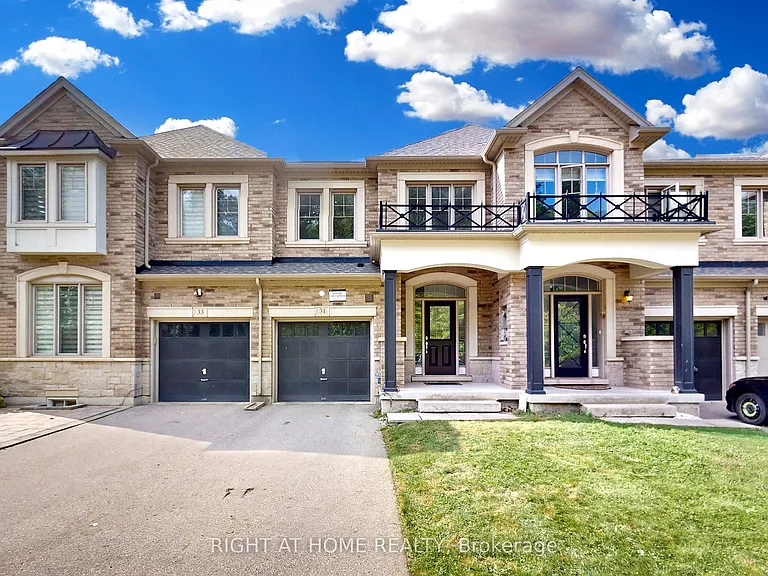 31 Lady Evelyn Cres — Photo 2