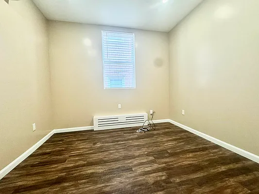 Rented by Papp Realty | media 11