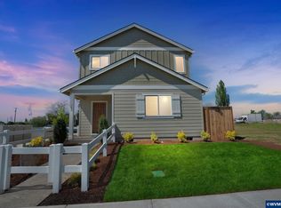 746 Merriott Ln, Woodburn, OR 97071