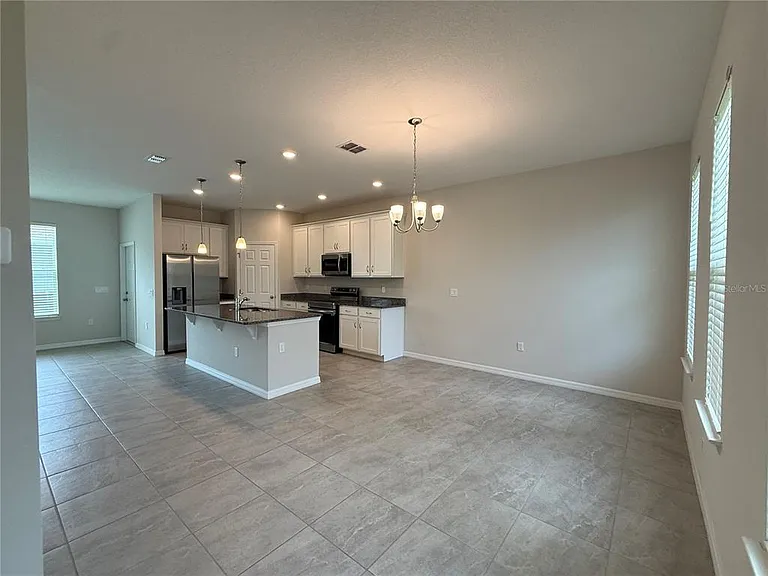 5072 Avalon Park Blvd — Photo 6