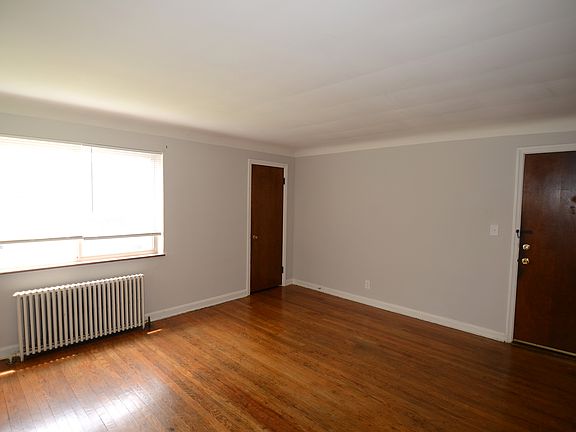 3rd image of 6477 Montgomery Rd APT 2