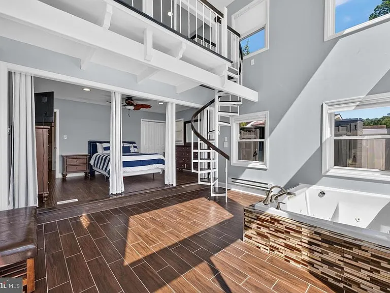249 Club House Dr — Photo 6