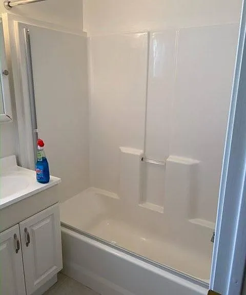 5736 N Willow Crest Ave — Photo 5