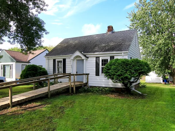 826 Bradley Ave, Gibbon, MN 55335