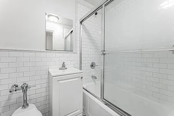 Rented by Lalezarian Properties | media 5