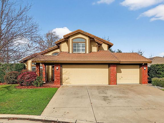 2nd image of 7312 Zancada Ct