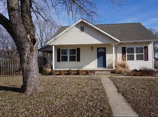 115 Linton St, Wood River, IL 62095