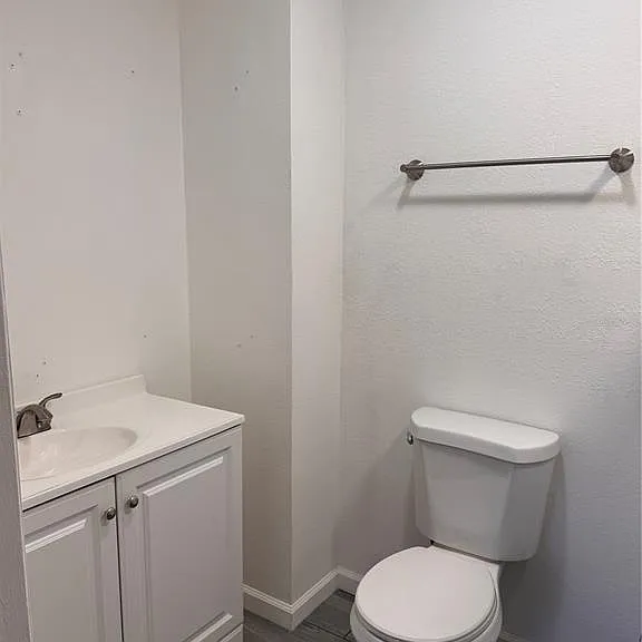 8800 Bardmoor Blvd #23 — Photo 19