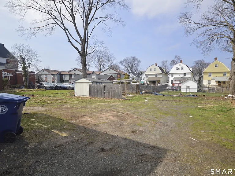 203 Main St #2 — Photo 23