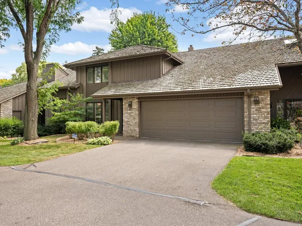 1775 Lexington Ave #17, Saint Paul, MN 55118