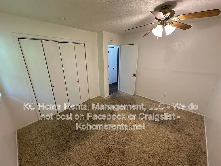 4028 E 123rd Ter #B — Photo 16