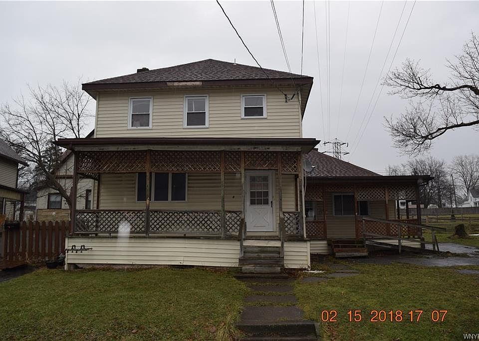 1st image of 17 Lake Ave