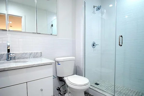 Rented by Buchbinder & Warren | media 28