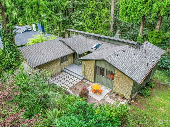 1484 Glen Cove Lane, Bellingham, WA 98229