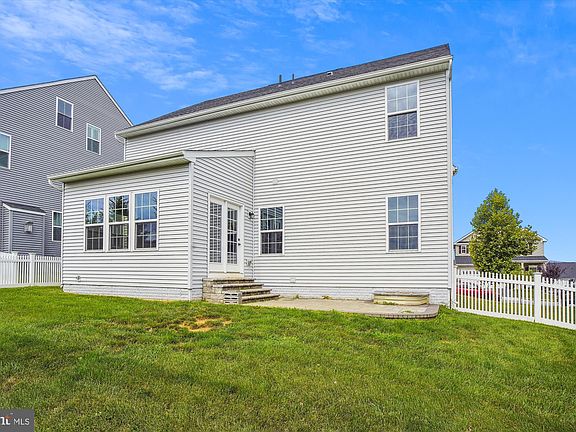 3rd image of 107 Ingalls Dr