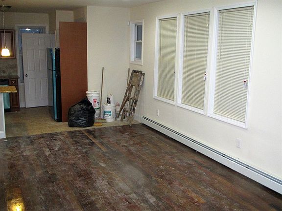 4th image of 107-50 125th St