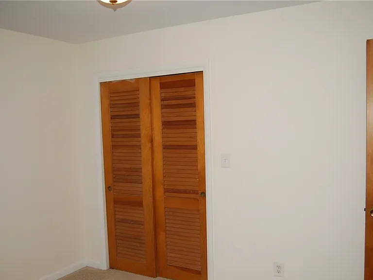 Blackhawk Dr — Photo 9