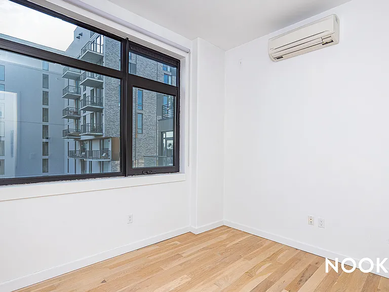 44 Kent St #514 — Photo 2