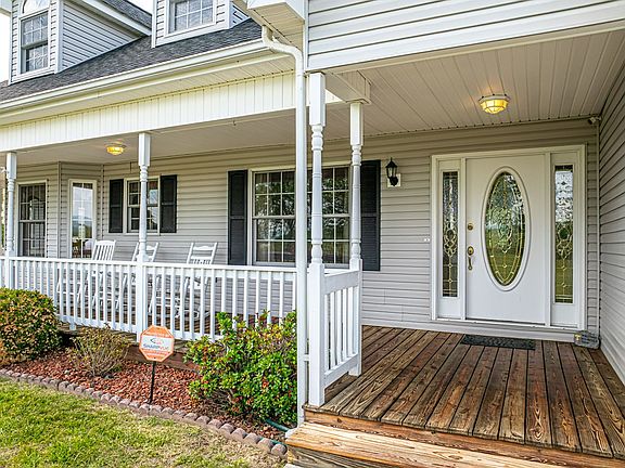 5th image of 29349 Hawthorne Dr