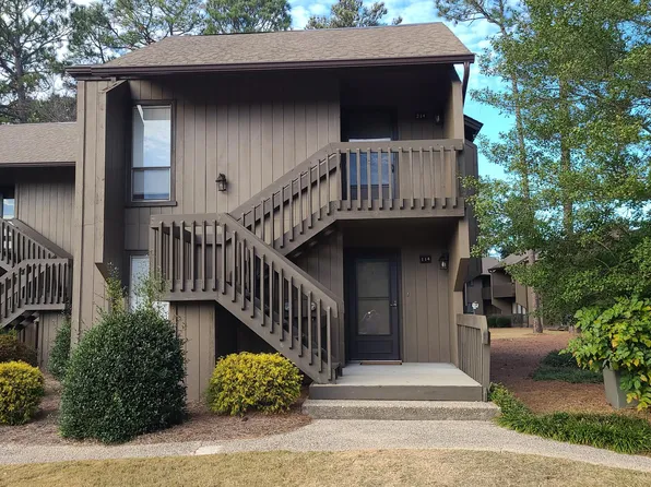 10 Pine Tree Rd #214, Pinehurst, NC 28374
