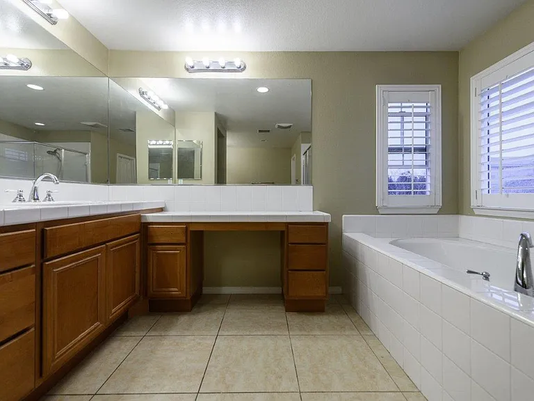 14443 Gannet St — Photo 35