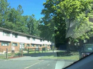 39 Horton Hill Rd APT 9H, Naugatuck, CT 06770