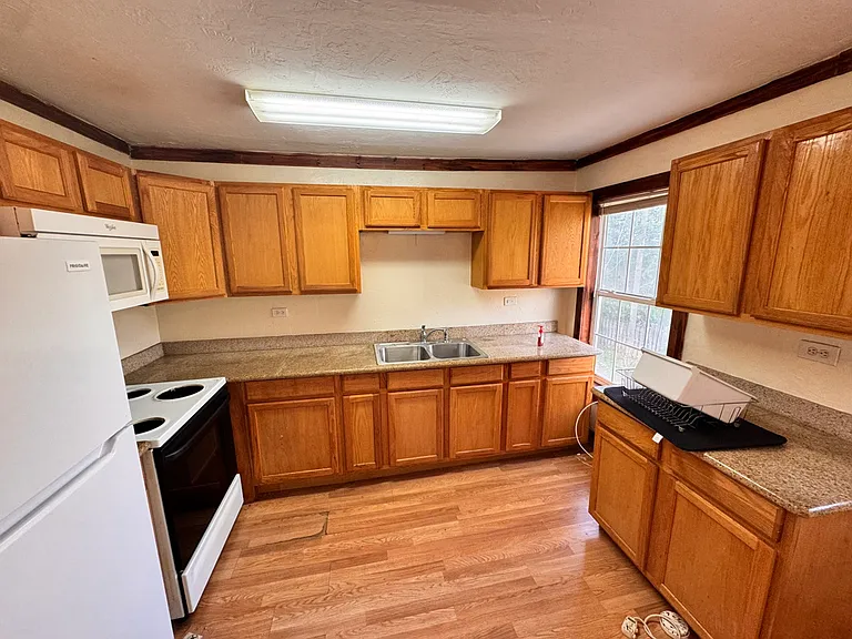 2637 2nd St #B4 — Photo 20
