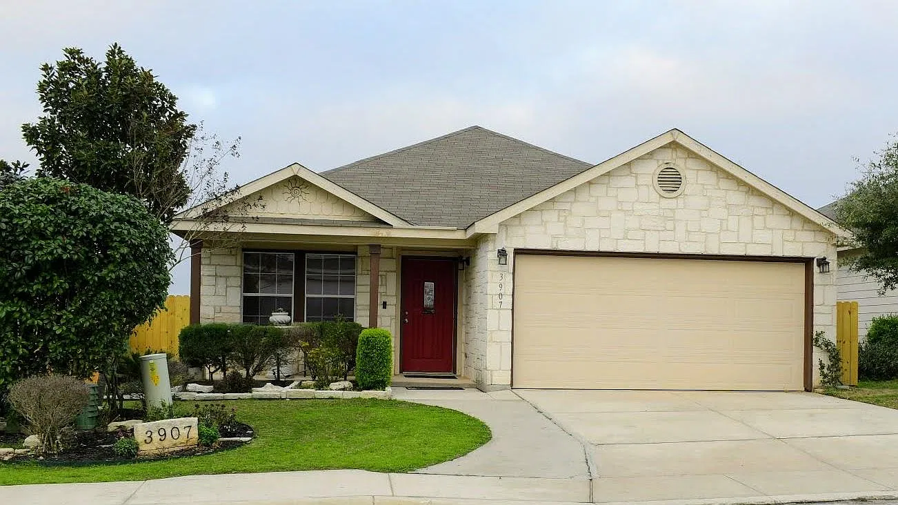 3907 Torey Mesquite — Photo 1