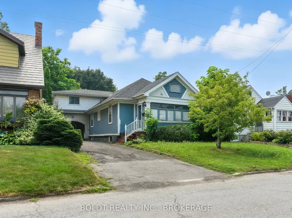 63 Permilla St, Saint Catharines, ON L2S 2G4