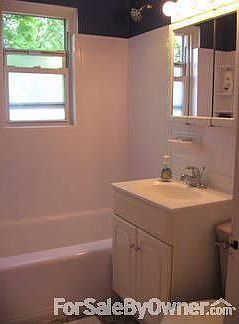 5th image of 45 Grand Ave APT C6
