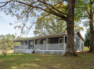 754 Smith Rd, Trenton, GA 30752