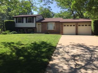 6887 Fallen Oaks Dr, Mason, OH