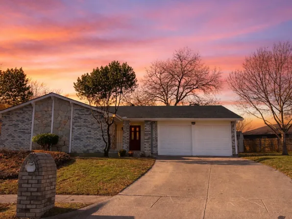 3012 Barrington Ct, Arlington, TX 76014