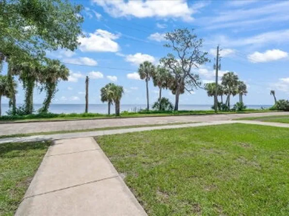 1326 Riverside Dr, Titusville, FL 32780
