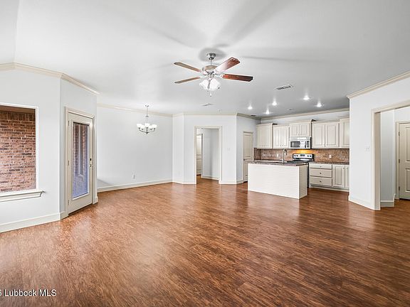 4th image of 9806 Avenue V